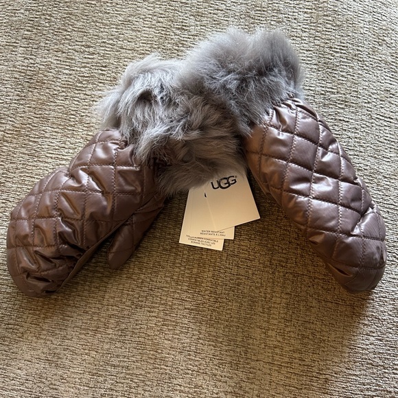 UGG mitts new with tags never used leather size l/xl - Picture 12 of 12